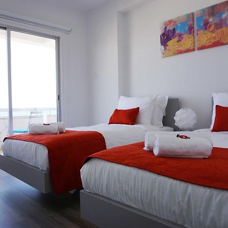 Lazuli Sea View Beachfront Ap 43 Larnaca Luaran gambar